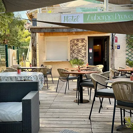 Auberge Provençale 2*