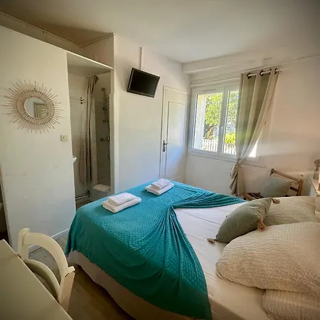 Auberge Provençale 2*