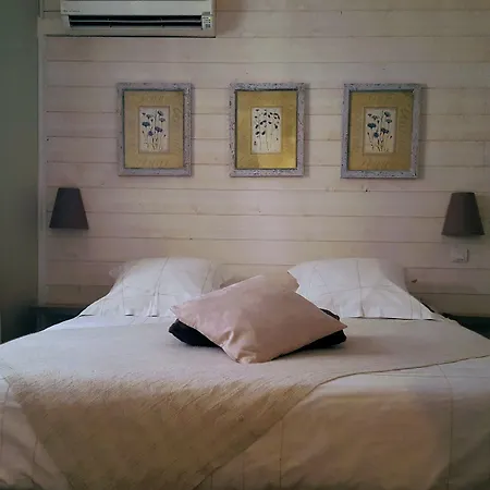 Hotel Auberge Provençale 2*