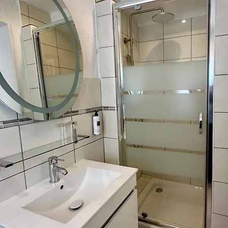 Le Clos Du Dramont 2*