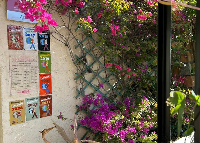 Le Clos Du Dramont 호텔