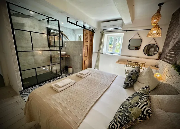 Le Clos Du Dramont 2* Saint-Raphaël