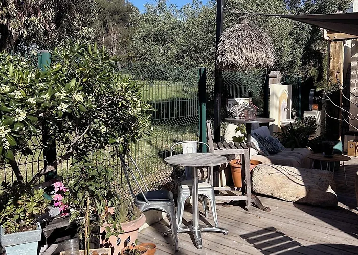 Le Clos Du Dramont Hotel 2*