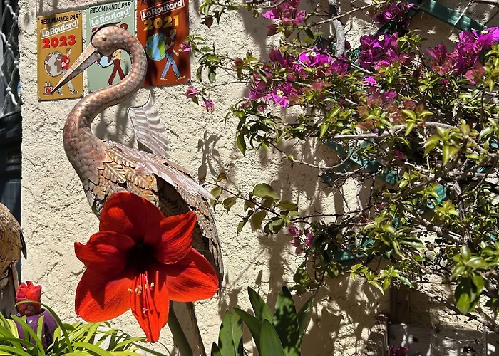 Le Clos Du Dramont Hotel 2*